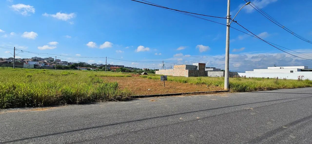 TERRENO EM GUARÁ 
