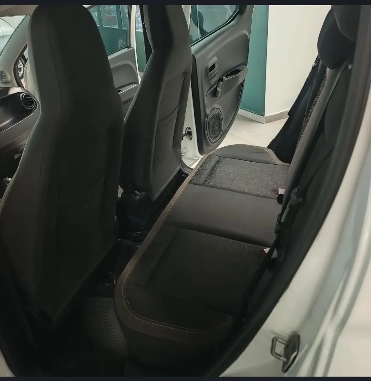 Fiat Mobi MOBI TREKKING 1.0 Flex 5p. 2025