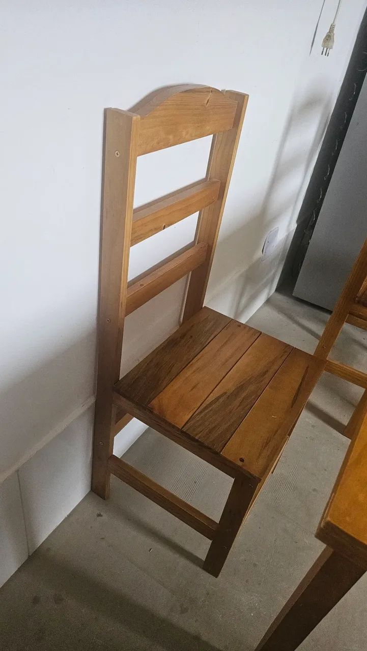 Mesa de Madeira 4 Lugares - Foto 2