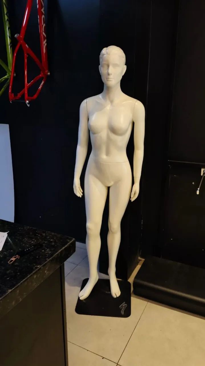 Manequins de fibra  - Foto 2