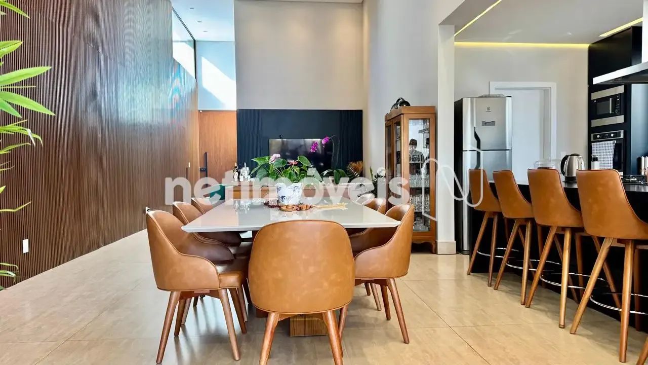Casa Linear semi nova com lazer completo - Foto 2