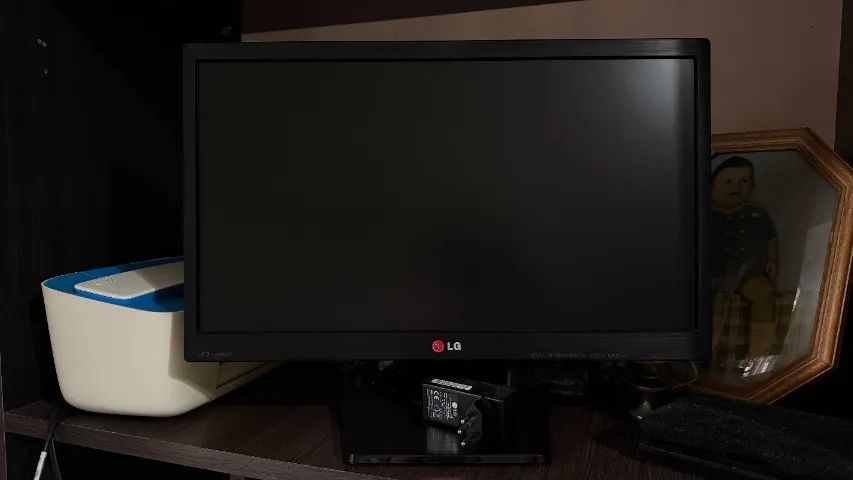 Monitor LG Flatron 20EN33SSA 19,5" - Foto 3