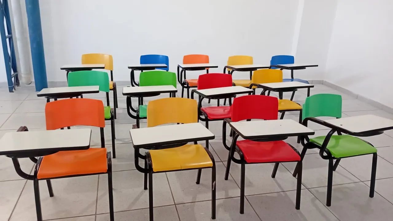 13 Carteiras com braço  - Foto 3