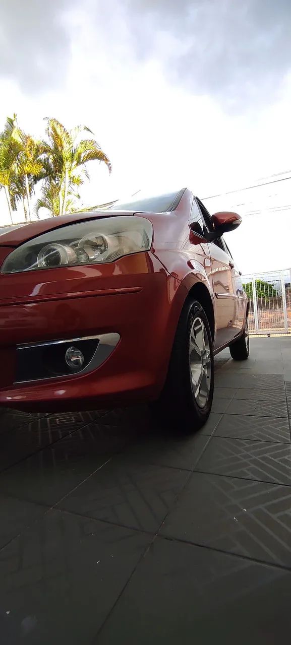 Fiat Idea Attractive 1.4 Fire Flex 8V 5P 2016 - Foto 2