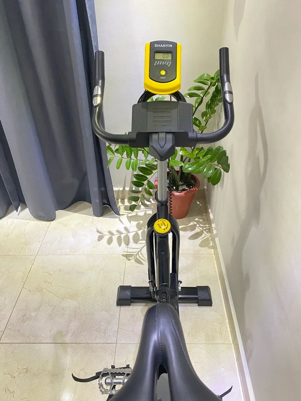 Bicicleta Spinning Ergométrica 13kg Roda de Inércia  - Foto 3