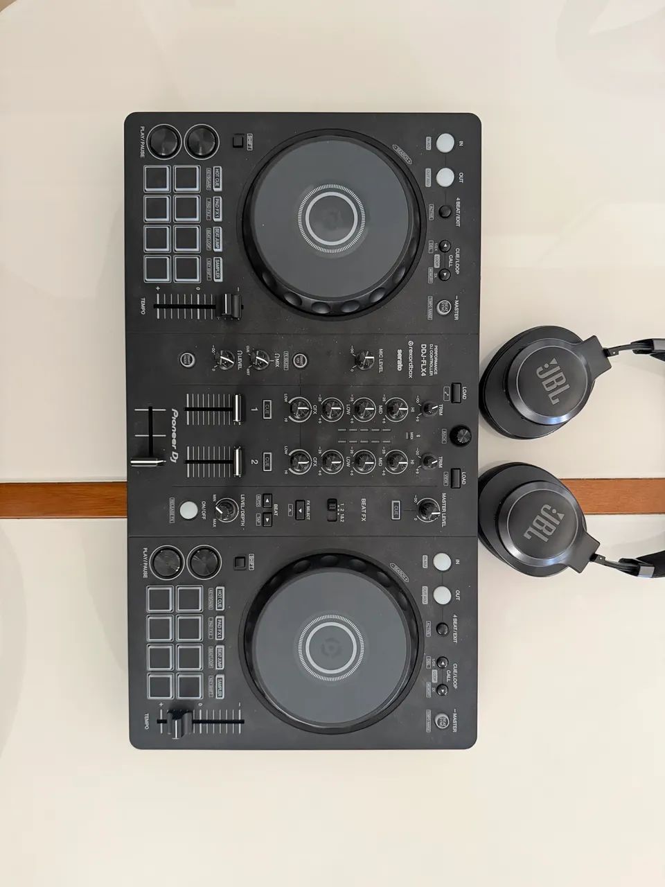 DDJ FLX4 + JBL 770NC - Foto 3