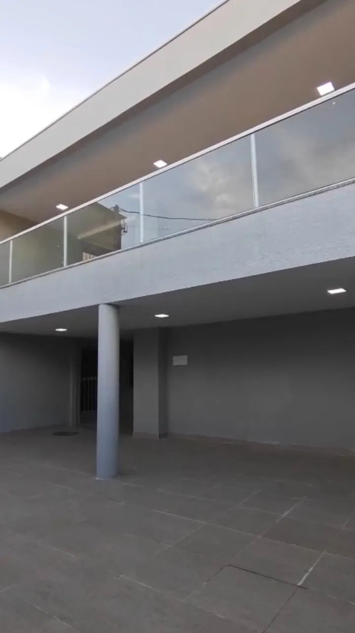 Casa - em Condomínio Mobiliada 