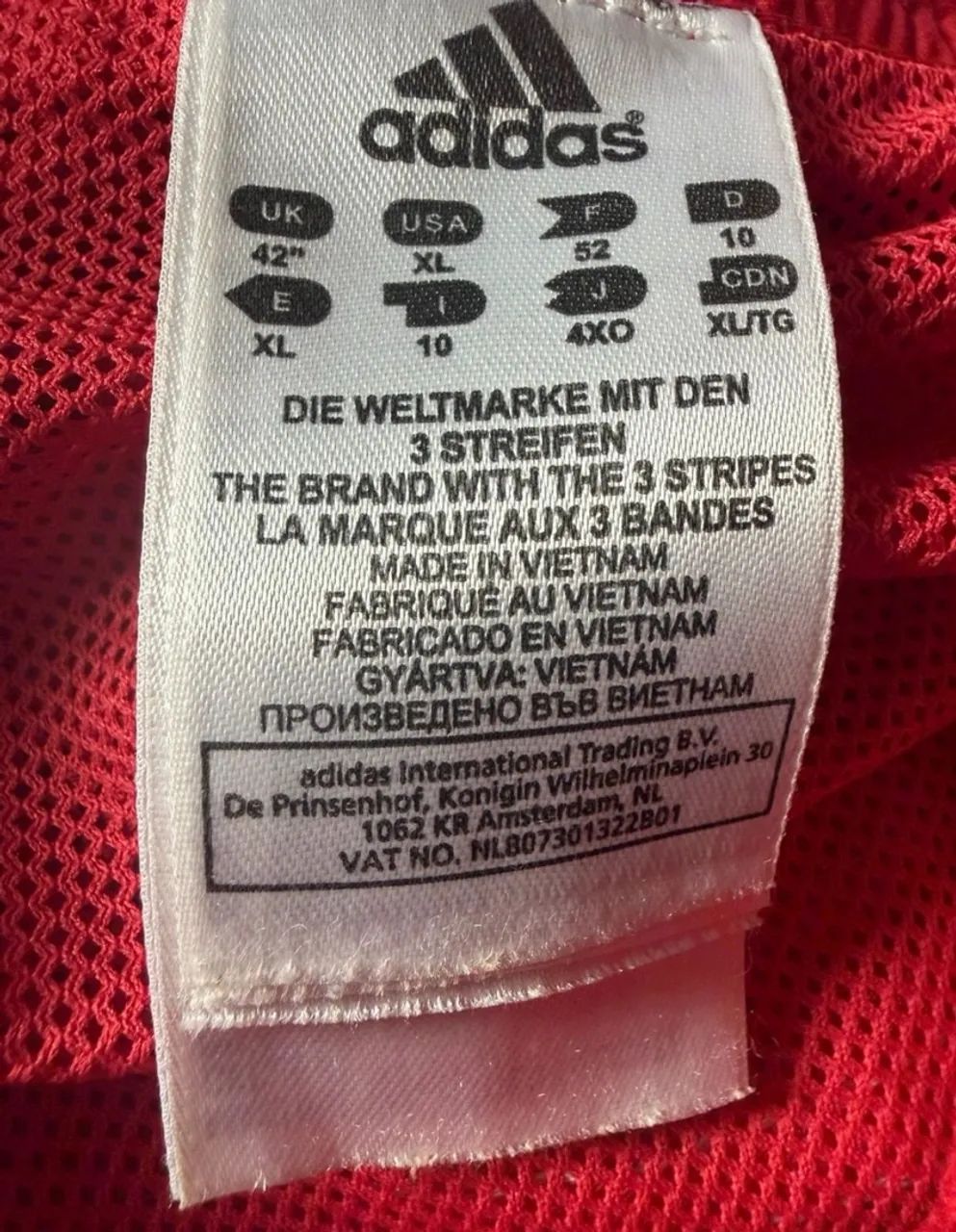 Bermuda adidas 42 - Foto 3