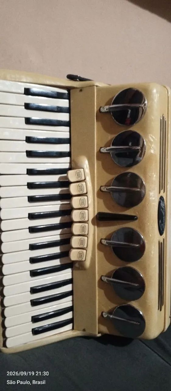 Acordeon Scandalli Polifônica  - Foto 3