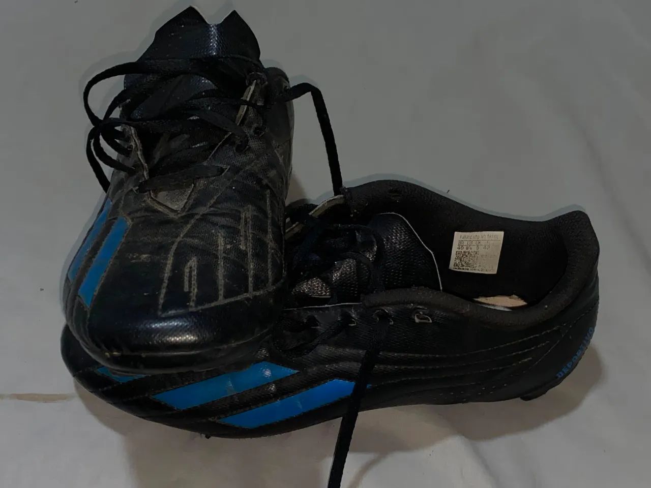 Chuteira Adidas TAM40 - Foto 4