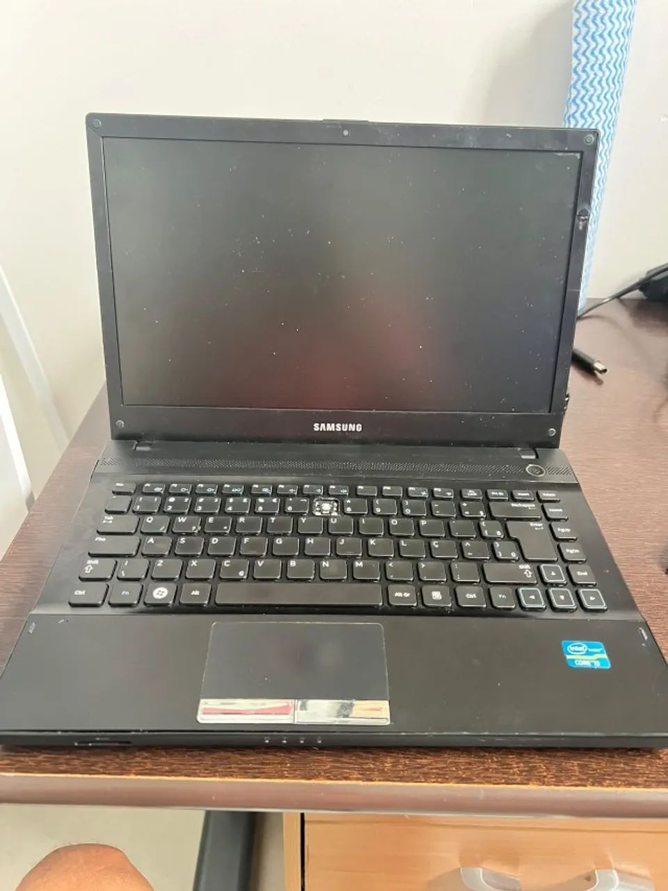 Notebook Samsung Core i3 - 4GB RAM - Bateria funcional