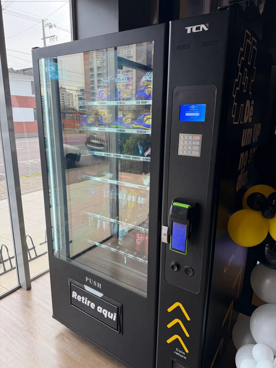 Vending machine / máquina de vendas