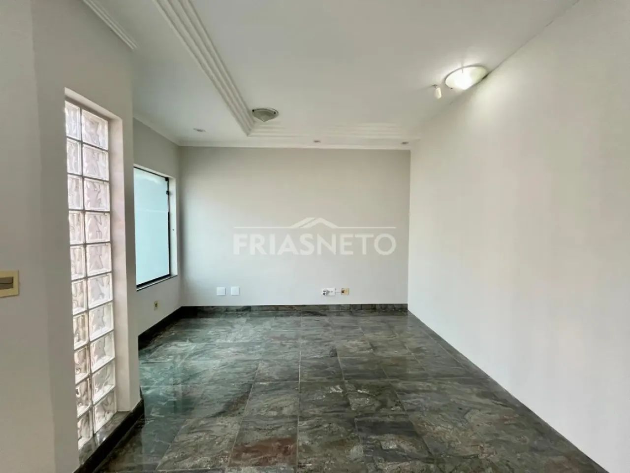 Imóvel comercial na Avenida Barão de Valença em Piracicaba - Foto 4