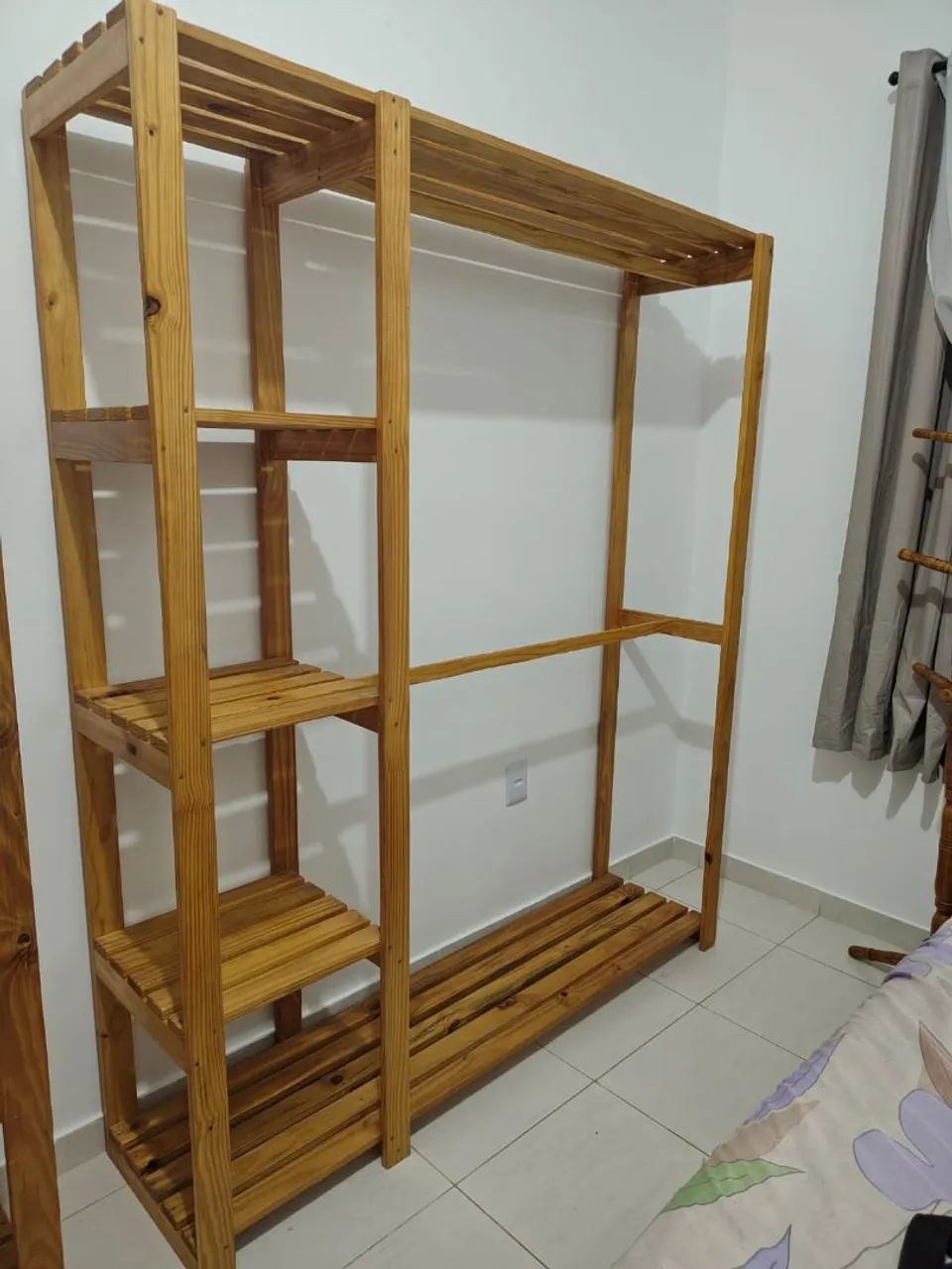 ROUPEIRO/ARARA/GUARDA-ROUPAS - Foto 2