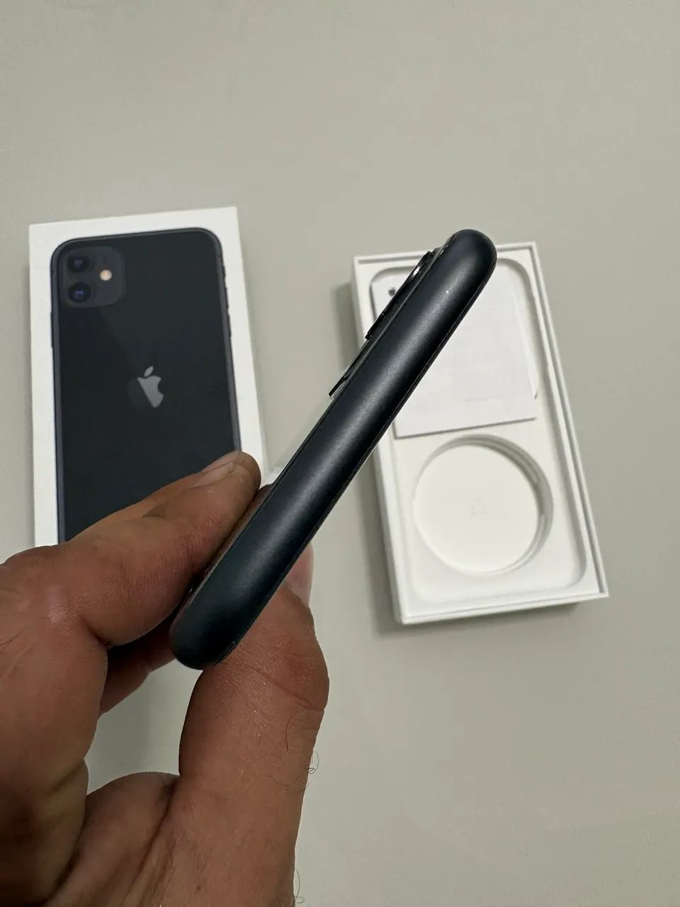 iPhone11  64GB ブラック Apple iPhone 11 (64 GB) Preto | Amazon.com.br