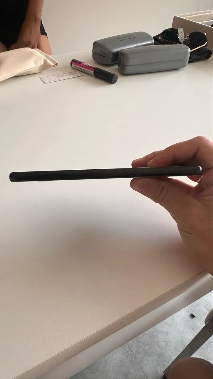 Samsung Galaxy A8 2018 - Excelente estado - Foto 4