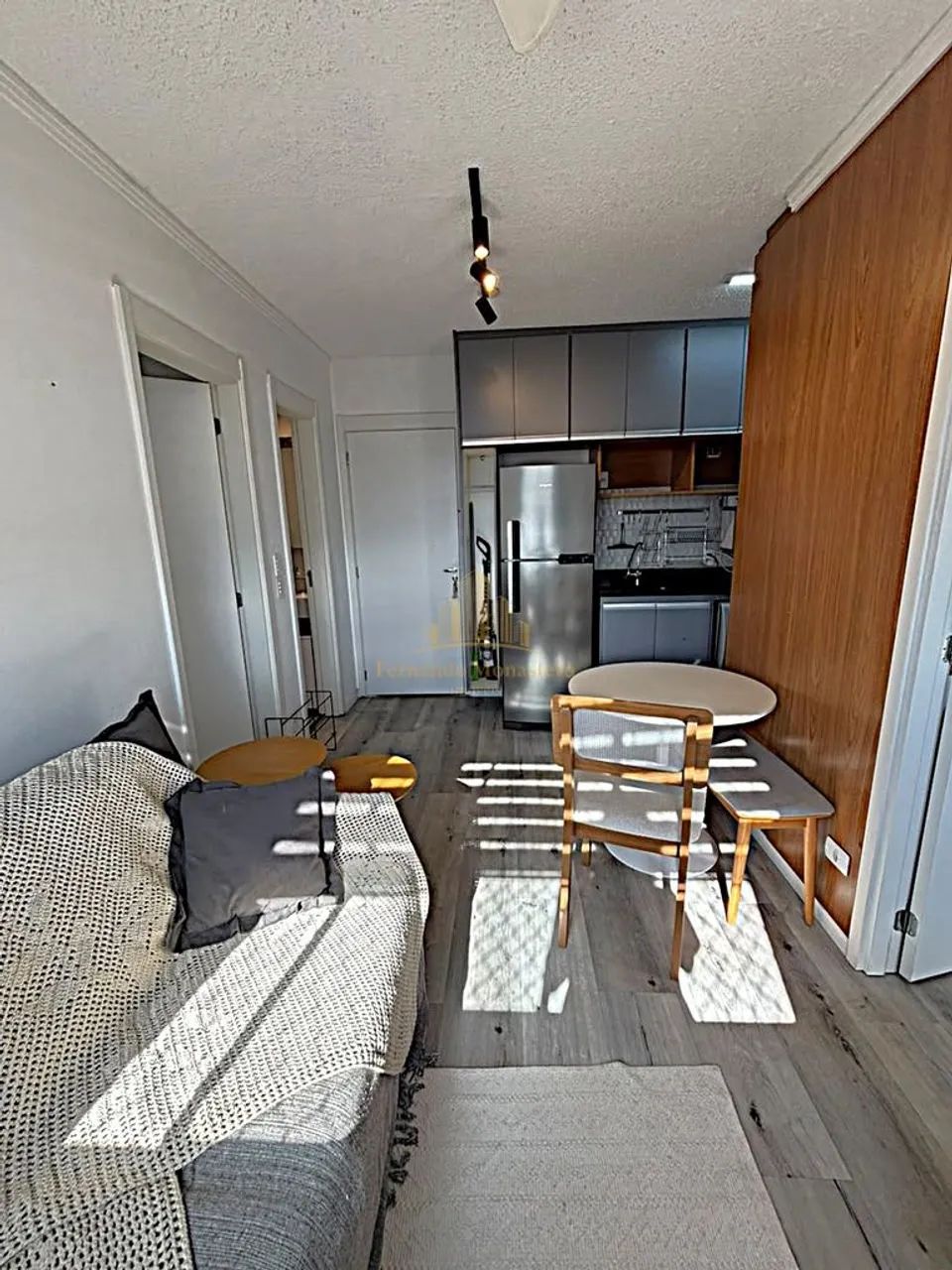 Apartamento de 2 Dormitórios  100% Mobiliado e Equipado - Foto 3