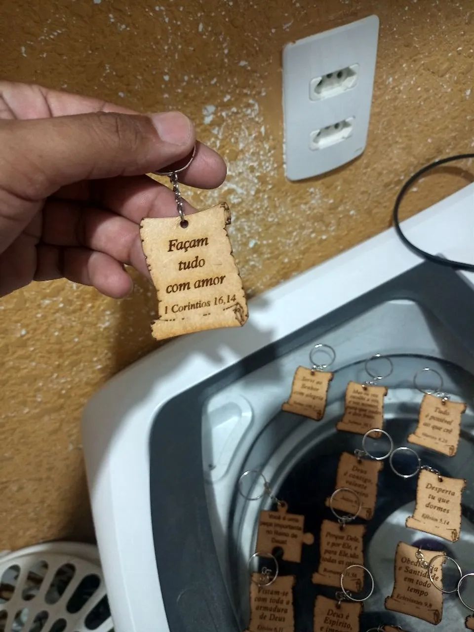 Versículos Bíblicos Chaveiros. Em Madeira MdF. - Foto 3