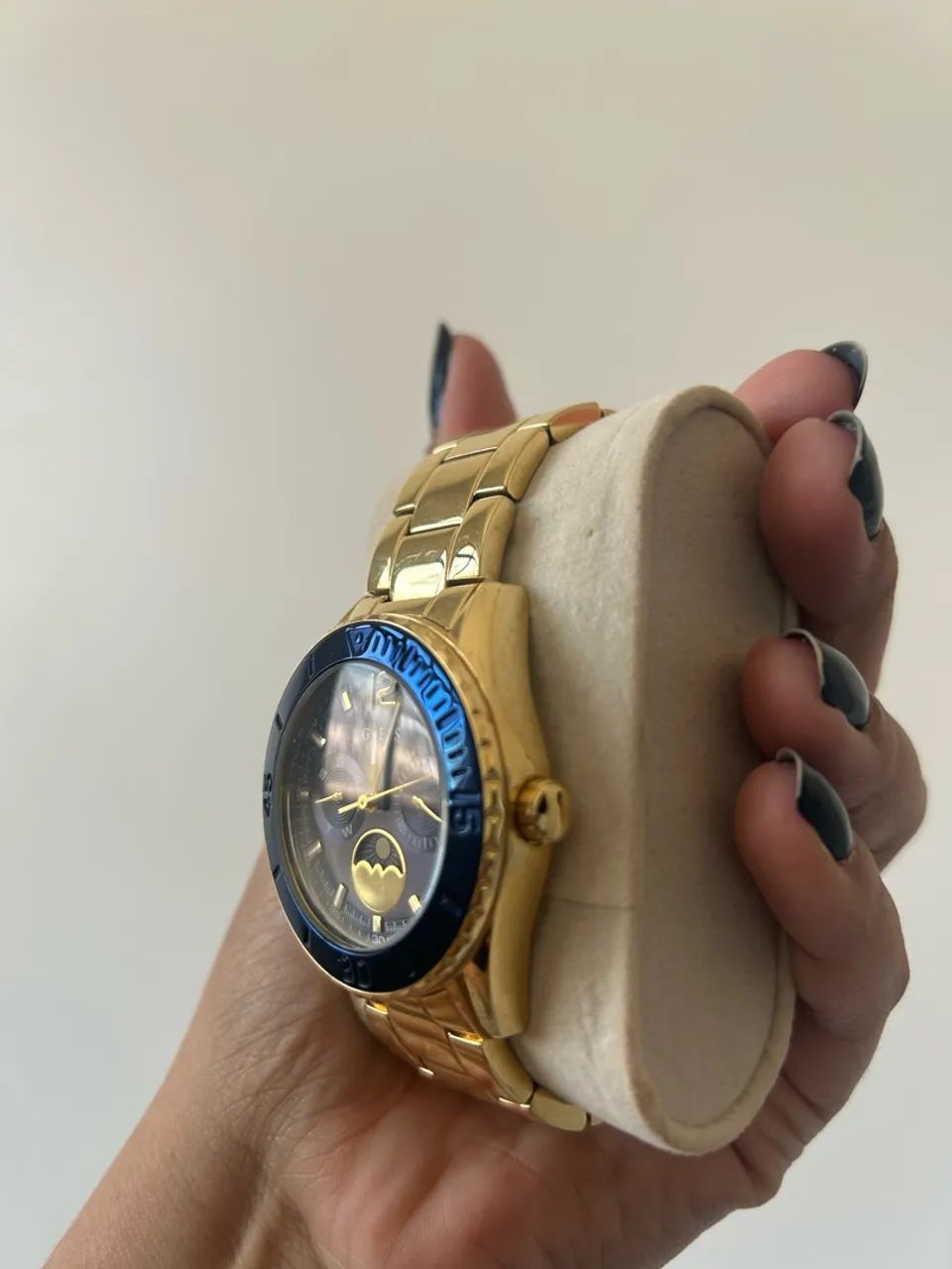 Relógio feminino Guess W0565L4 - Foto 5