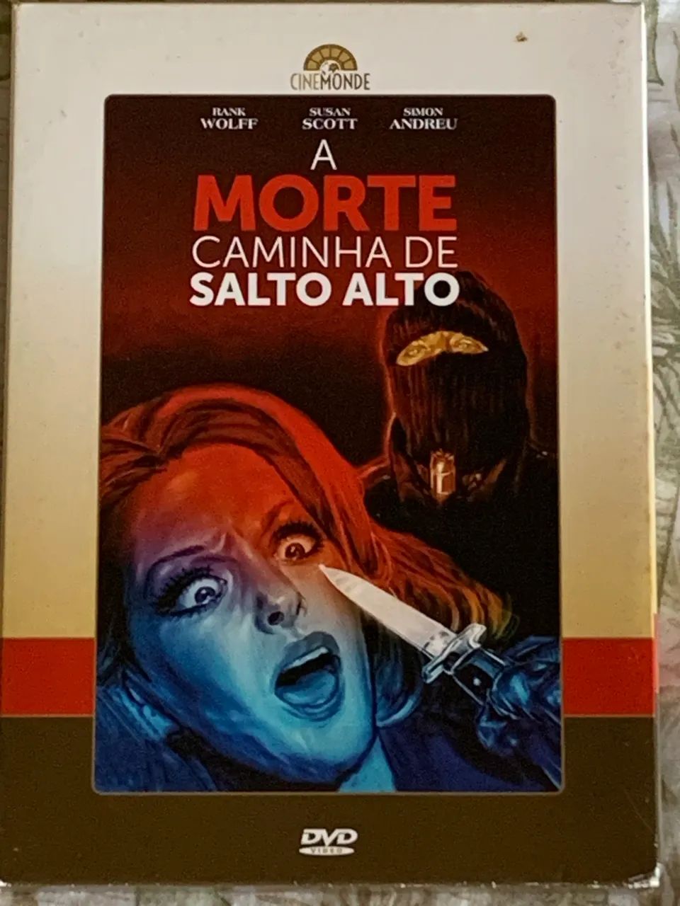 Dvd A Morte Caminha de Salto Alto