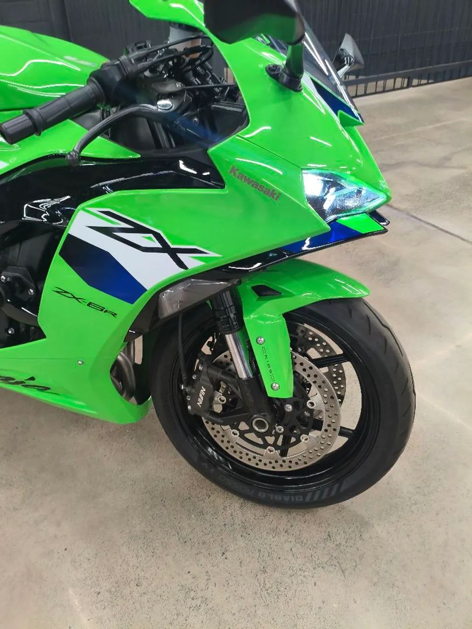 Ninja ZX6 R - Foto 4