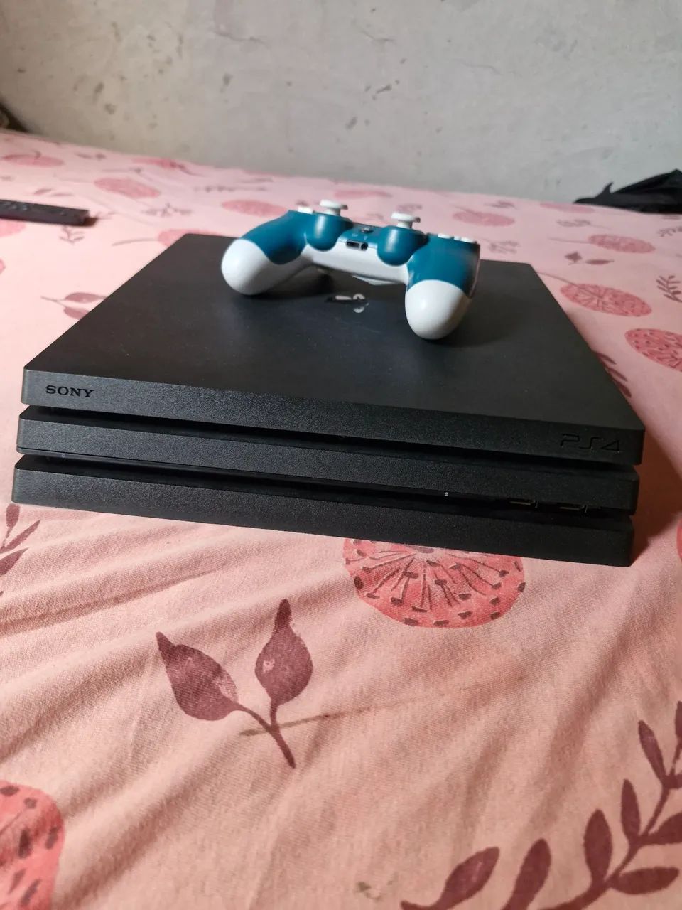 PlayStation 4 Pro - Foto 2