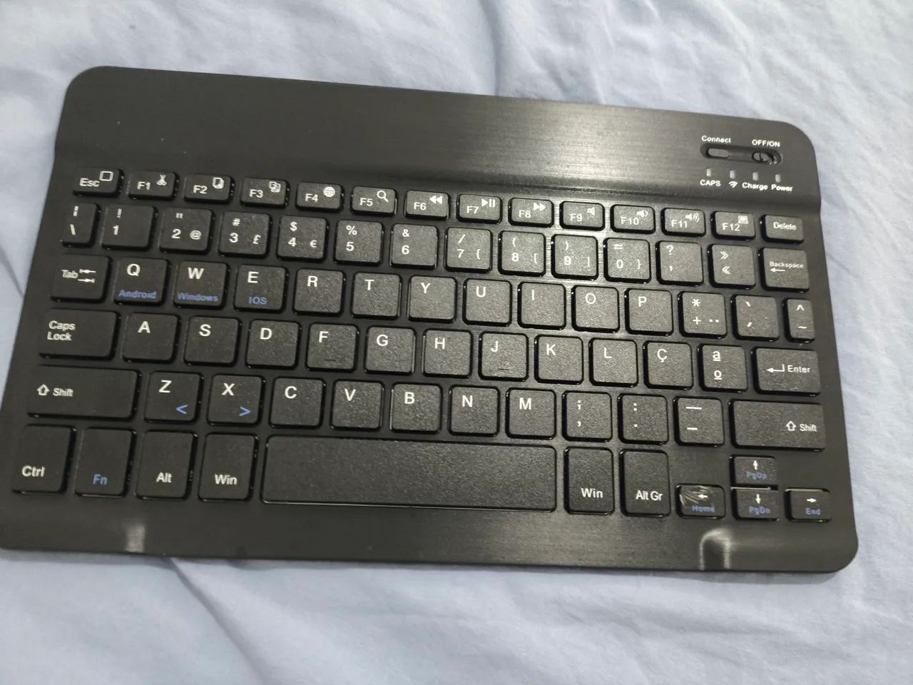 Capa para ipad A16 com teclado e mouse - Foto 3