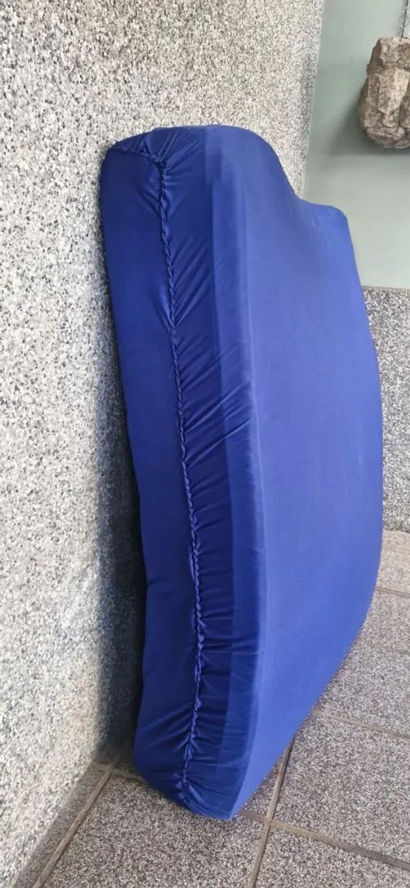 Cama queem com colchão 