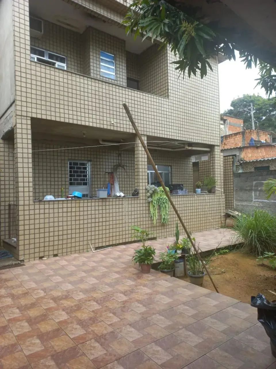 CASA COM 2 QUARTOS EM CAMPO ALEGRE