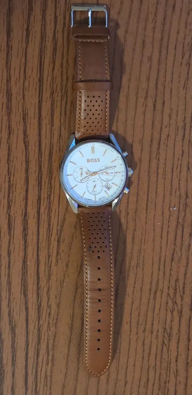 Relógio Hugo Boss com pulseira caramelo  - Foto 2