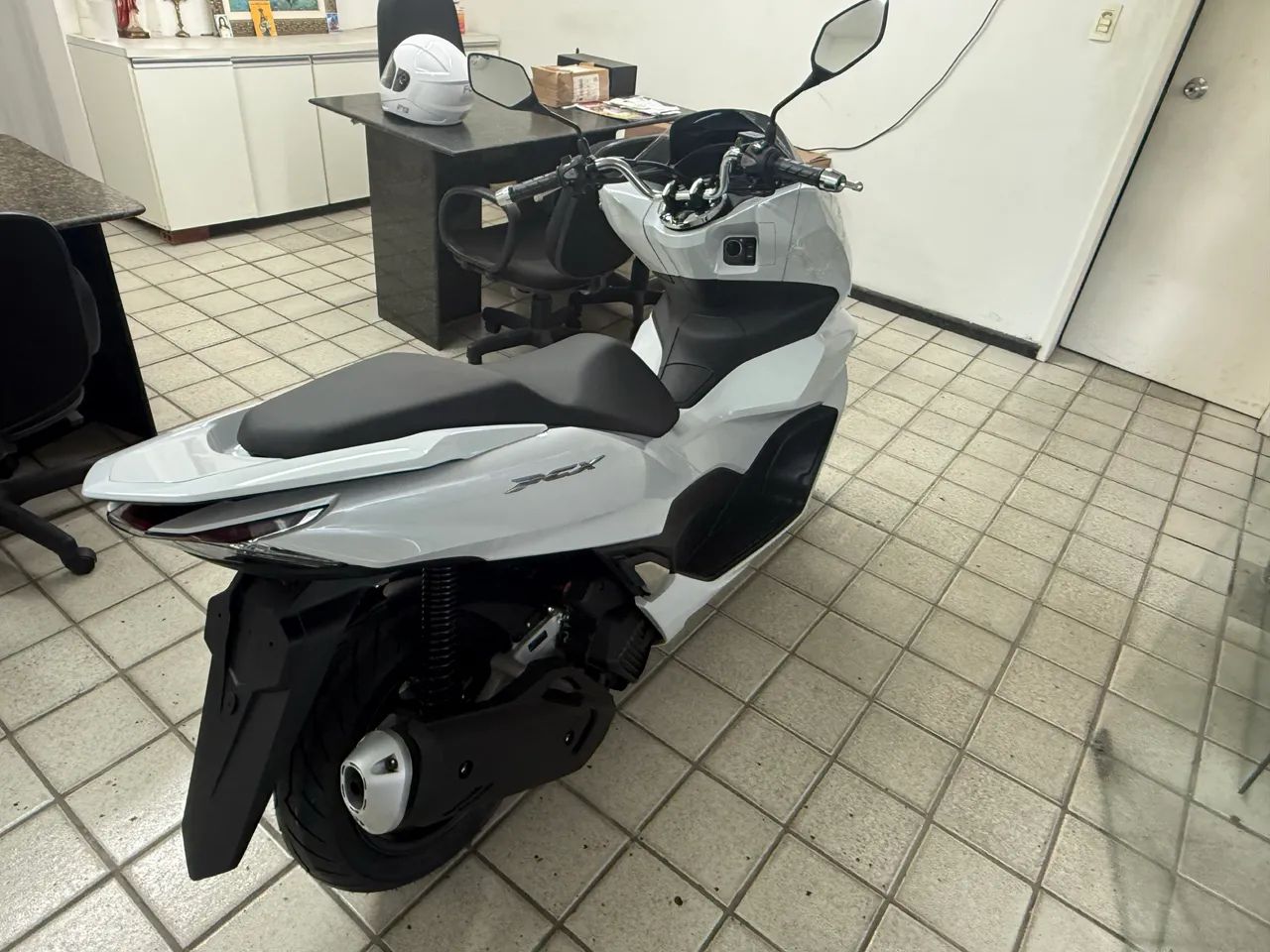 Honda PCX CBS Zero KM - Foto 4