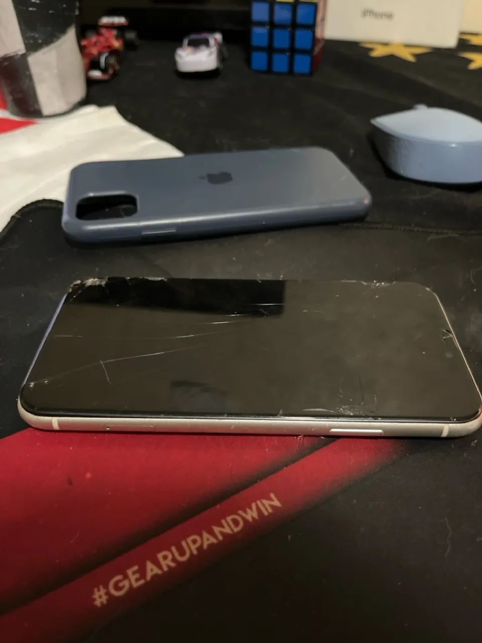 Iphone 11 (quebrado) - Foto 2