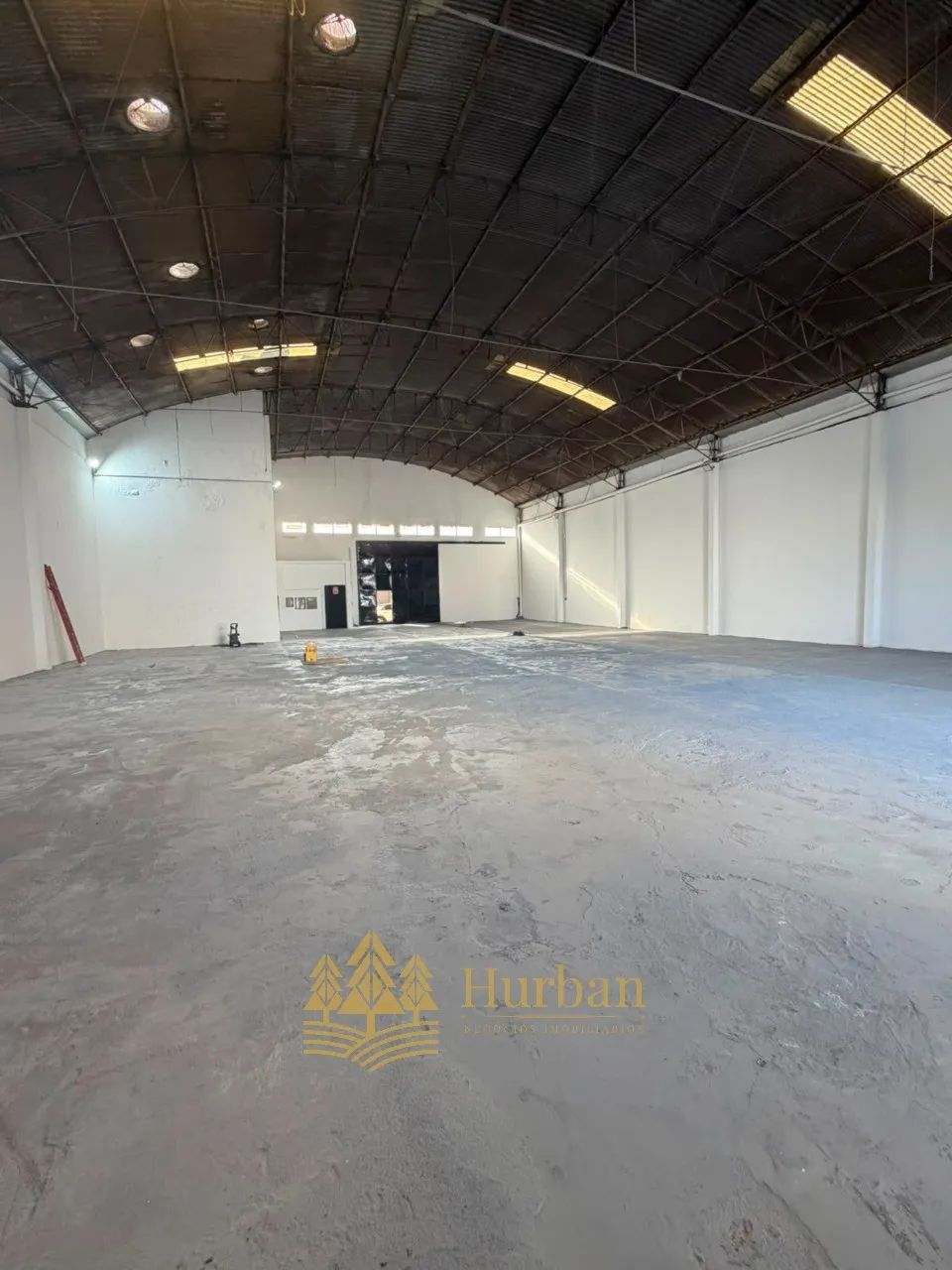 BARRACAO COMERCIAL em UBERLÂNDIA - MG, TIBERY - Foto 3