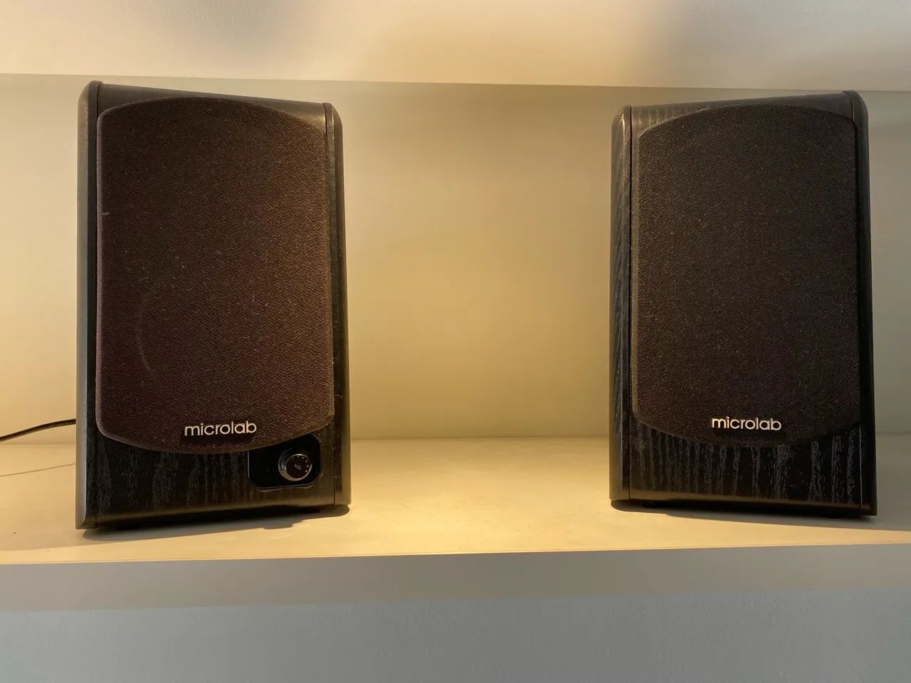 Par de Caixas Microlab B77 - Bluetooth 