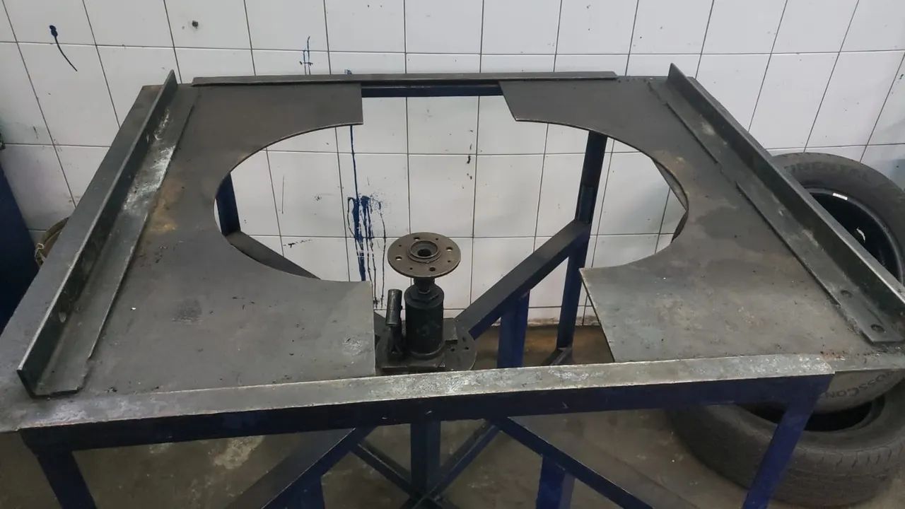 Máquina Mesa Blindagem Blindadora Pneus Carro