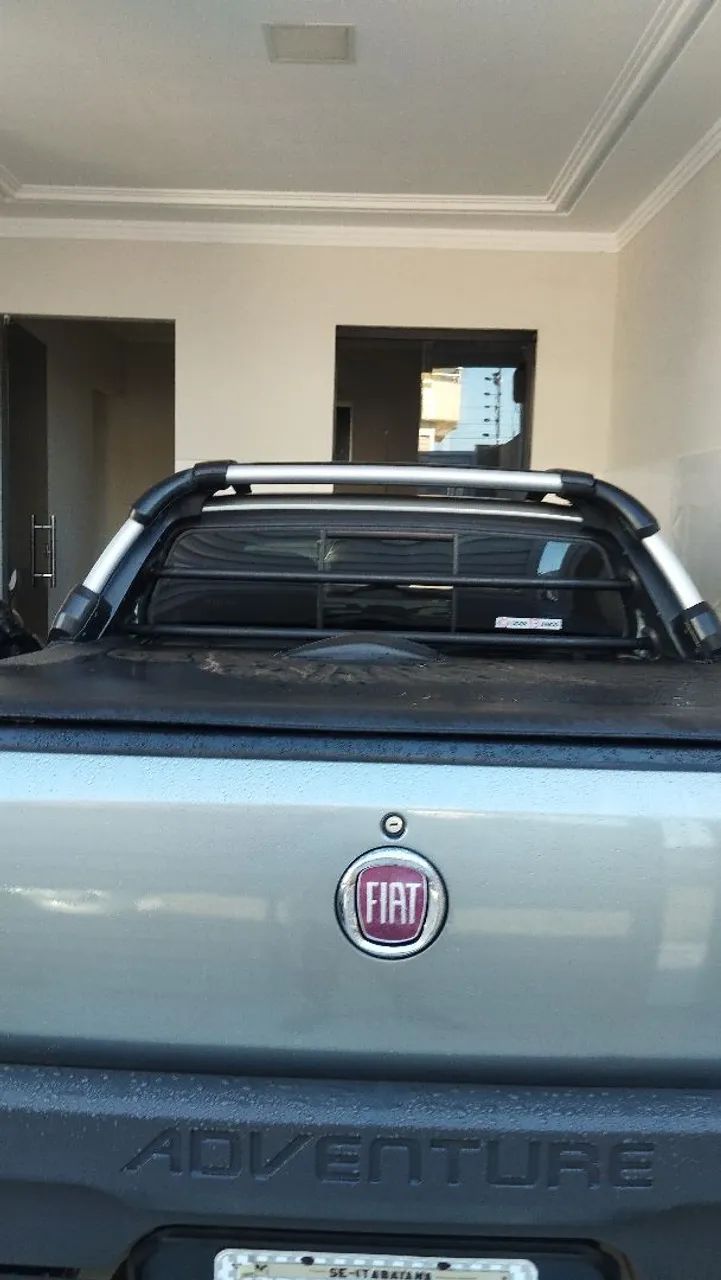Fiat Strada Adventure1.8/ 1.8 Locker Flex CD 2015 - Foto 2