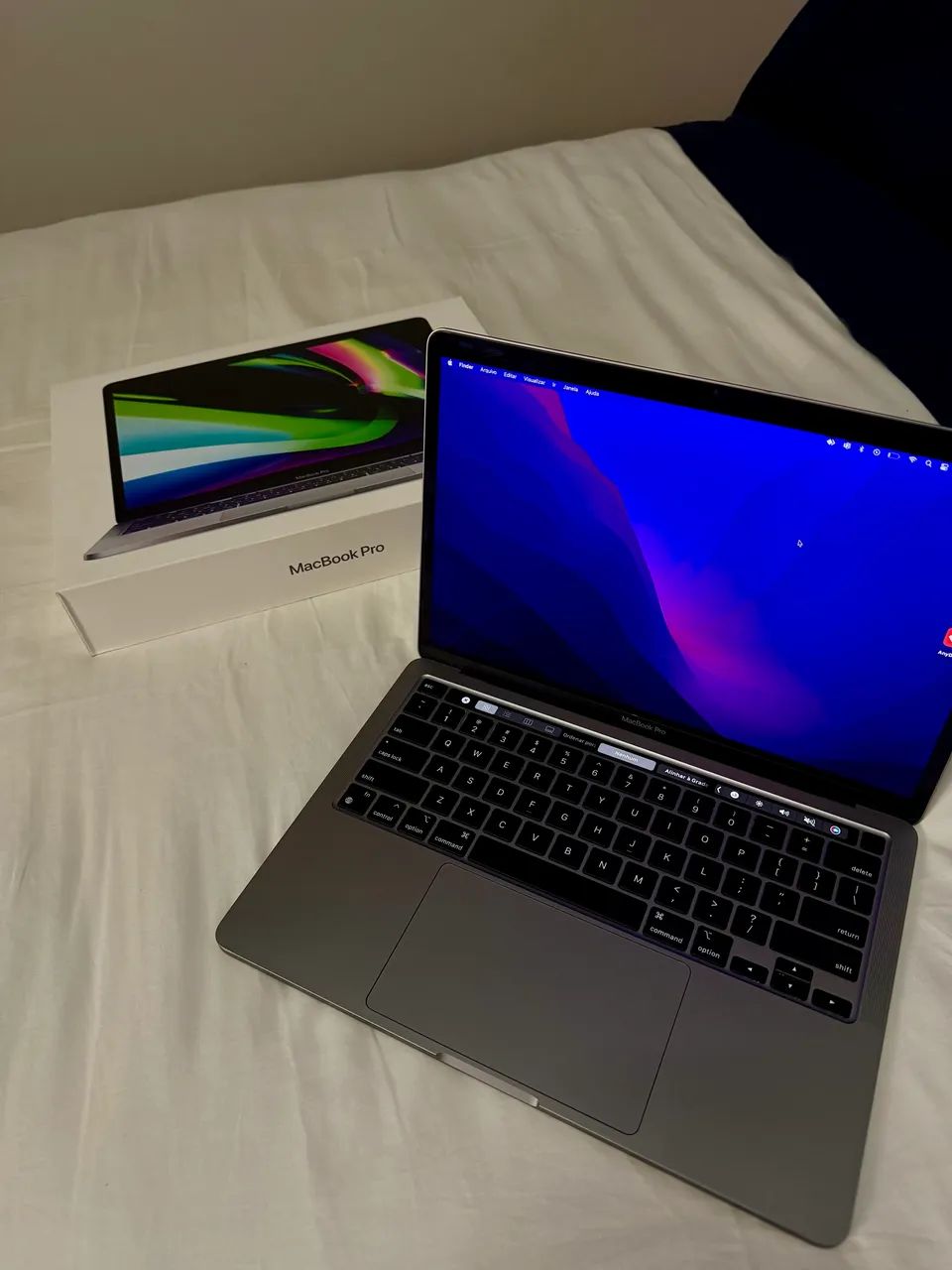 MacBook Pro Chip M2, Touch Bar, Touch ID, 13 polegadas, 8gb 256SSD