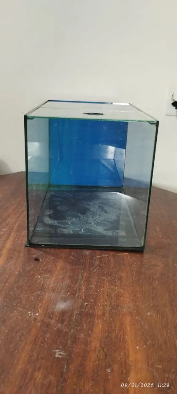 Aquário de Vidro - Estado de Novo - Acabamento em Silicone Preto 10 unidades disponíveis - Foto 3