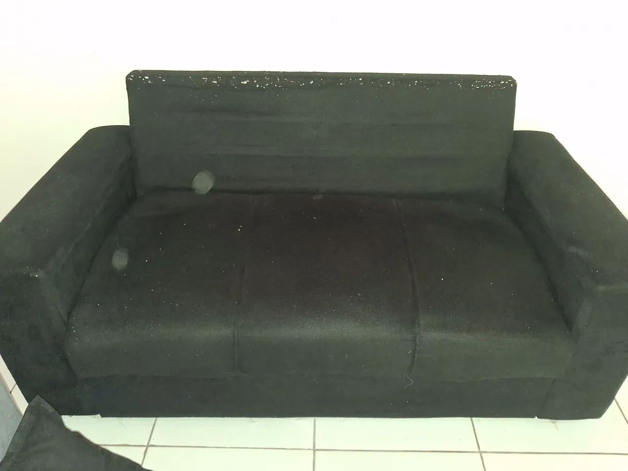 - SOFÁ 3 LUGARES ( ACOMPANHA ALMOFADAS ) - Foto 2