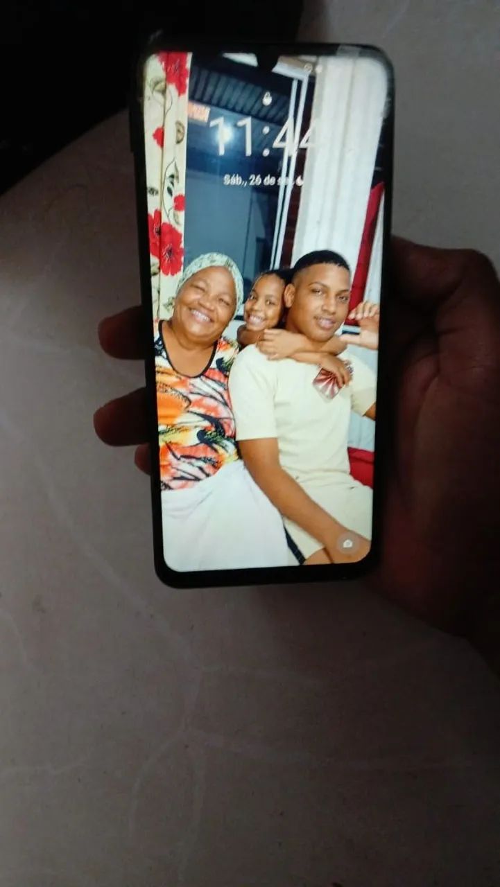 Realme c61 24 de ram todo filé
