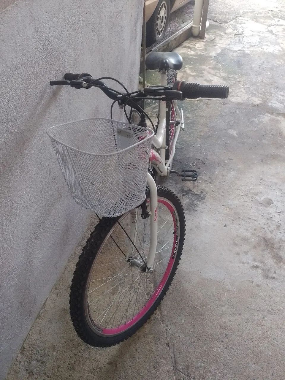 Vendo uma bicicleta 400,00 - Foto 2