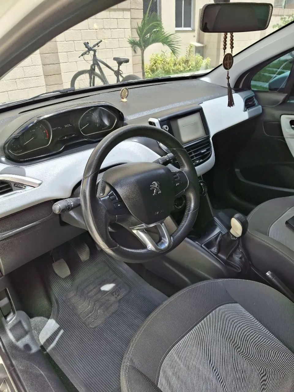 Peugeot 208 ACTIVE 1.5 8V FLEX 2014