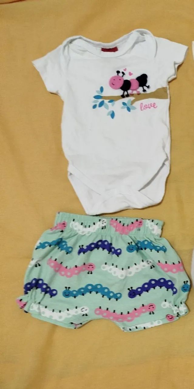 Conjuntinho de bodie com short