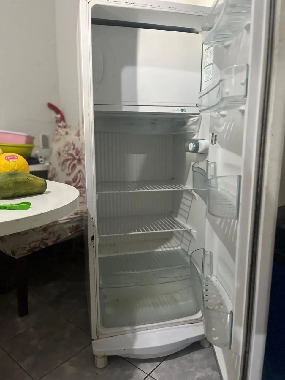 Vendo geladeira  - Foto 3