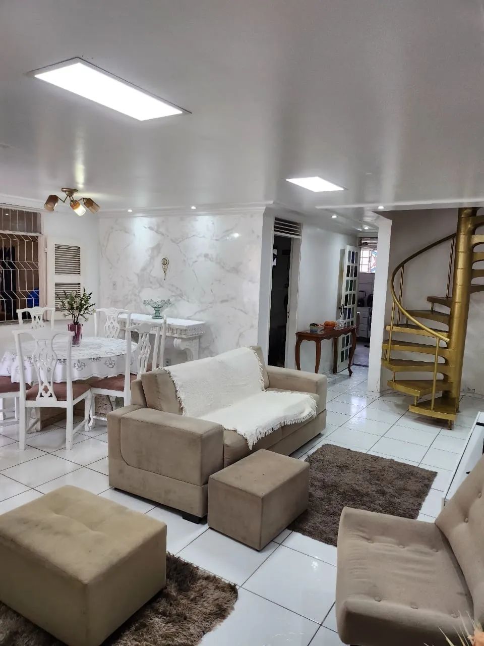 EXCELENTE OPÇÃO DE CASA DUPLEX EM CONDOMÍNIO FECHADO - Foto 3