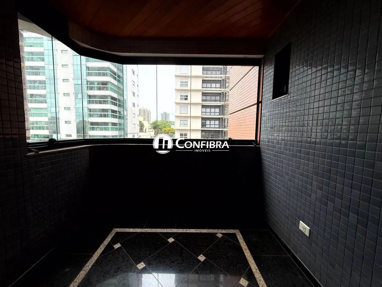 Apartamento de 144 m² com 3 Suítes Próximo ao Parque do Ingá - Foto 2