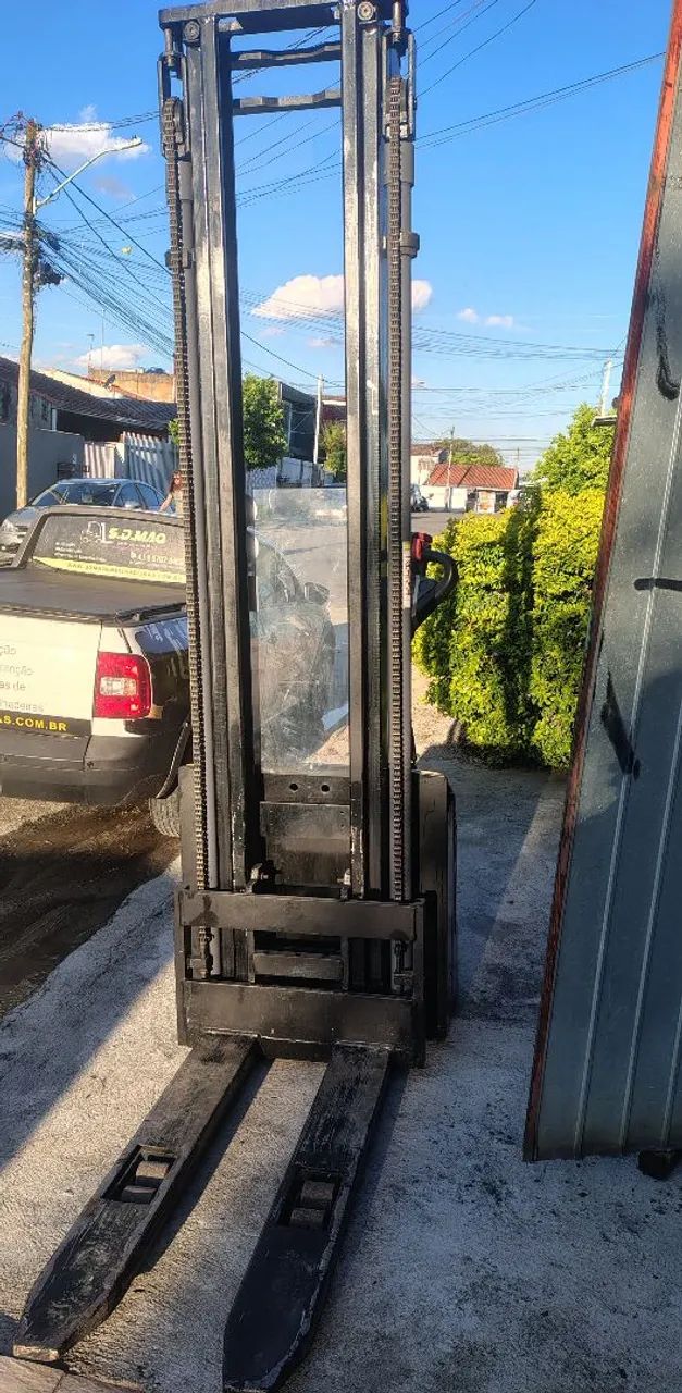 Vendo empilhadeira elétrica  - Foto 4