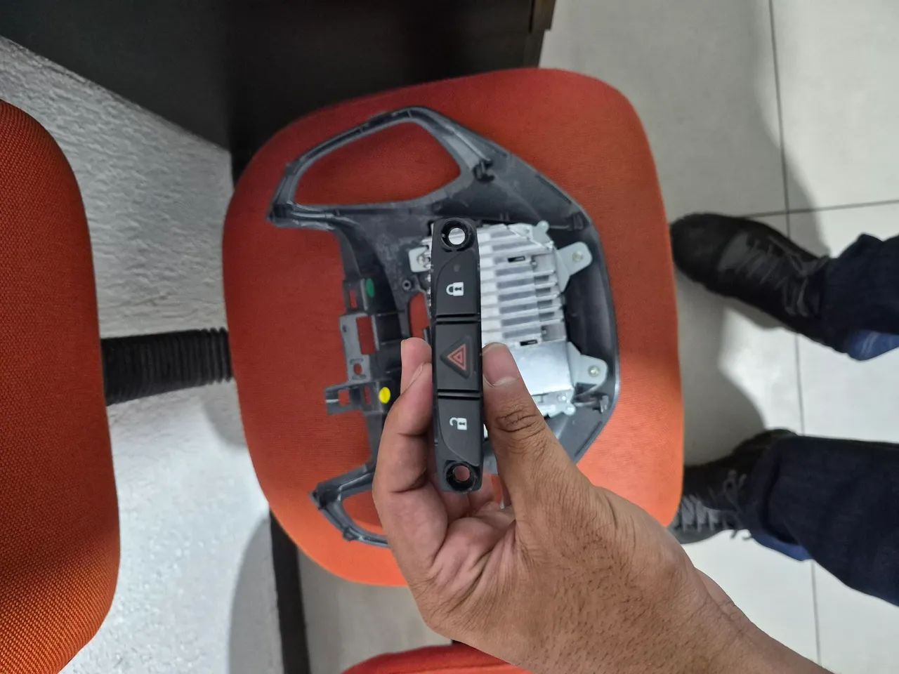Som original ford Ka com comando de pisca, travas e com moldura  - Foto 3
