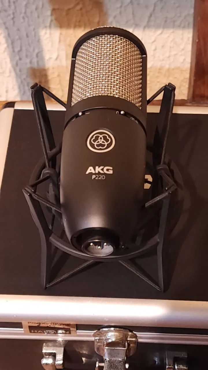 MICROFONE AKG P220 CONDENSER ORIGINAL HARMAN - Microfones e