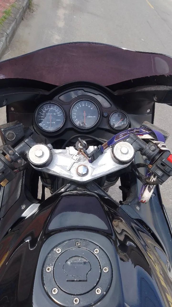 Suzuki 900 RF  - Foto 3